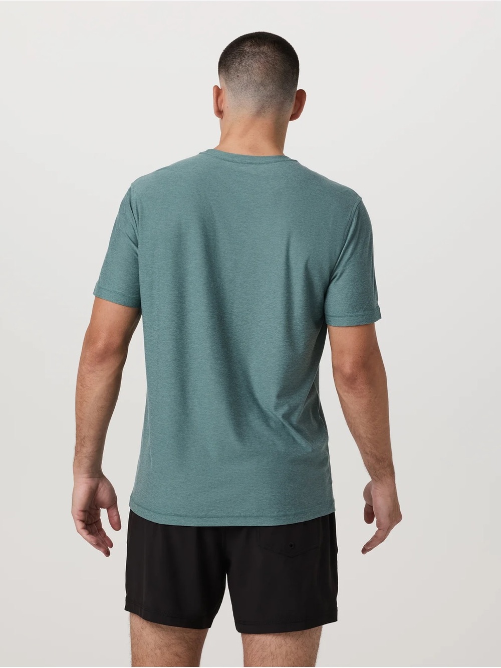 Vuori 3-Pack Mens Strato Tech Short Sleeve Crew Neck Tee Size Large Grey, Blue, - Picture 15 of 16